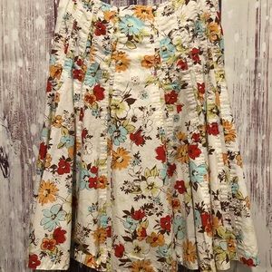 Cabi floral skirt size 6